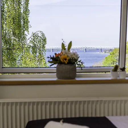 Severin Hotel 3*
