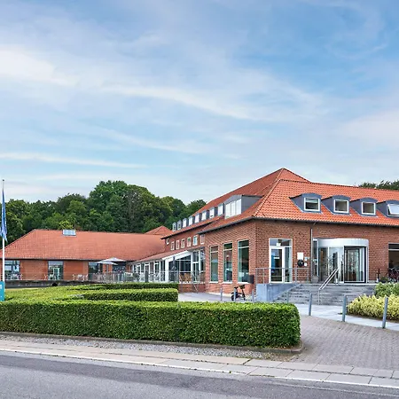 Severin Kursuscenter Og Konferencehotel מידלפרט