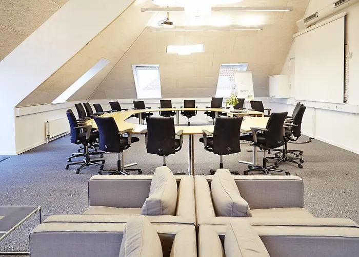 Severin Kursuscenter Og Konferencehotel 3*